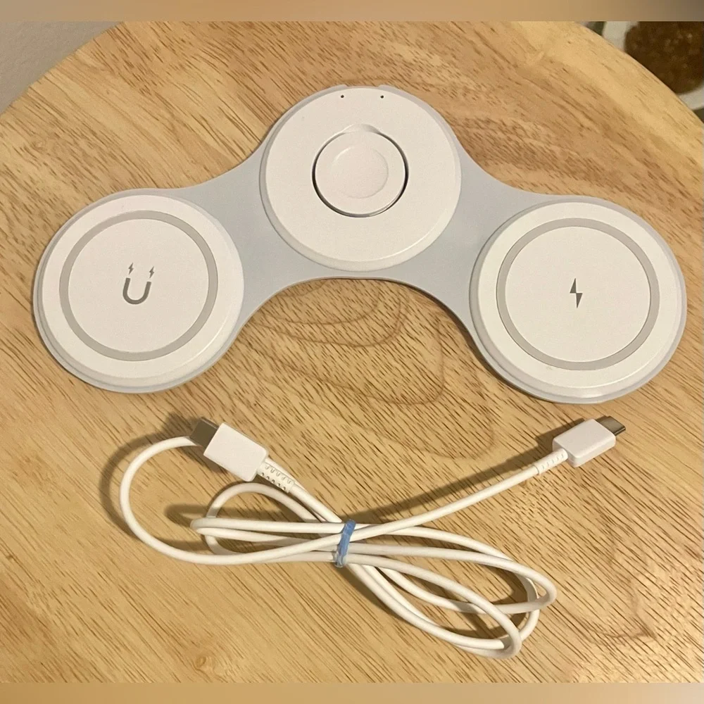 White 3-1 Wireless Charging Pad for Apple Devices. Phone, pods, watch.